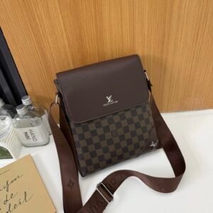 lv small messenger bag
